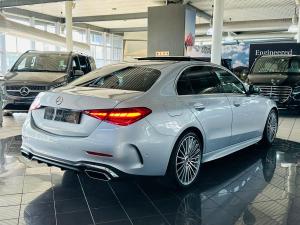 Mercedes-Benz C-Class C200 Avantgarde - Image 2