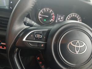 Toyota Starlet Cross 1.5 XS auto - Image 9