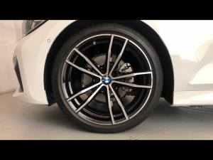 BMW 3 Series 320i M Sport - Image 18