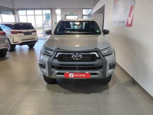 Toyota Hilux 2.8GD-6 Xtra cab 4x4 Legend manual - Image 4