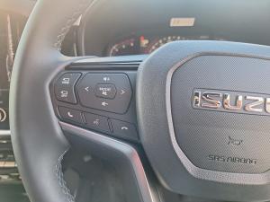 Isuzu mu-X 3.0TD Onyx XT 4WD - Image 9
