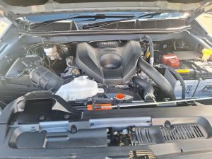 Isuzu mu-X 3.0TD Onyx XT 4WD - Image 19