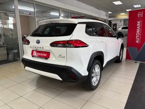 Toyota Corolla Cross 1.8 Hybrid XS - Image 2