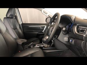 Toyota Fortuner 2.4GD-6 4x4 - Image 10
