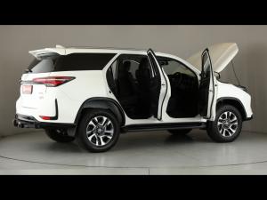 Toyota Fortuner 2.4GD-6 4x4 - Image 31