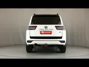 Toyota Land Cruiser 300 3.5T ZX - Image 5