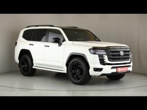 Toyota Land Cruiser 300 3.5T ZX - Image 1