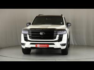 Toyota Land Cruiser 300 3.5T ZX - Image 4