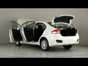 Suzuki Ciaz 1.5 GL manual - Image 25