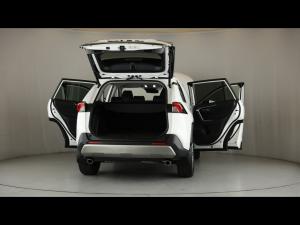 Toyota RAV4 2.0 VX - Image 24