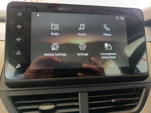 Renault Triber 1.0 Evolution - Image 12