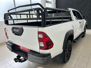 Toyota Hilux 2.8GD-6 Xtra cab Legend auto - Image 2