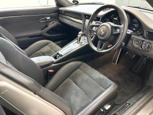 Porsche 911 GT3 touring - Image 6