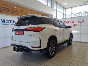 Toyota Fortuner 2.4GD-6 4x4 - Image 2