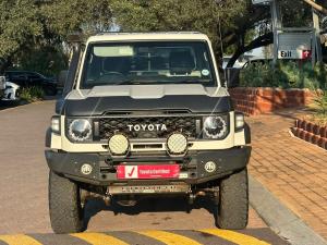 Toyota Land Cruiser 79 4.5D-4D LX V8 single cab - Image 4