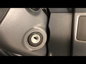 Toyota Land Cruiser 79 4.5D-4D V8 double cab LX - Image 16