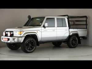 Toyota Land Cruiser 79 4.5D-4D V8 double cab LX - Image 23