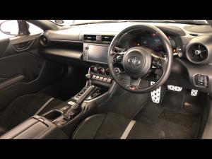 Toyota GR86 2.4 auto - Image 10