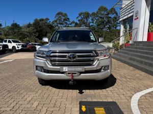 Toyota Land Cruiser 200 4.5D-4D V8 VX - Image 4