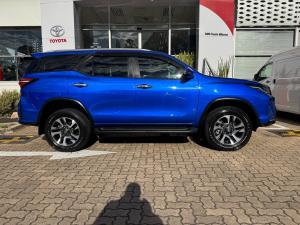 Toyota Fortuner 2.4GD-6 auto - Image 3