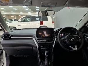 Toyota Urban Cruiser 1.5 XR automatic - Image 6