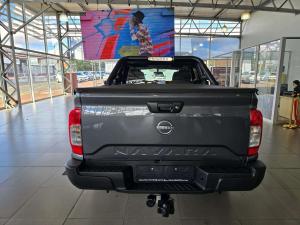 Nissan Navara 2.5DDTI SE automatic D/C - Image 4