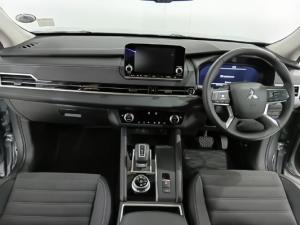 Mitsubishi Outlander 2.5 GLS - Image 9