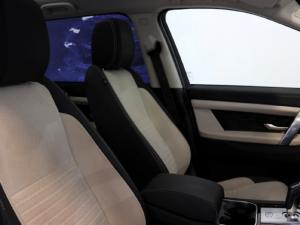 Land Rover Discovery Sport D200 R-Dynamic HSE - Image 22