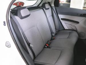 Tata Tiago 1.2 XT manual - Image 6