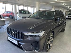 Volvo XC60 B6 AWD Ultimate Dark - Image 15