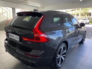 Volvo XC60 B6 AWD Ultimate Dark - Image 16