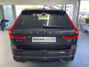 Volvo XC60 B6 AWD Ultimate Dark - Image 4