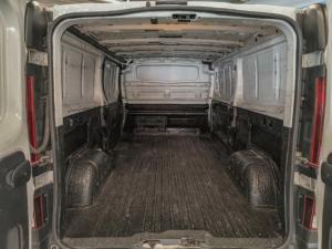 Renault Trafic 2.0dCi panel van - Image 10