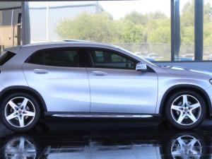 Mercedes-Benz GLA GLA200 auto - Image 4