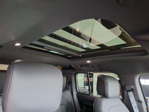 Land Rover Defender 110 D350 X-Dynamic HSE - Image 24