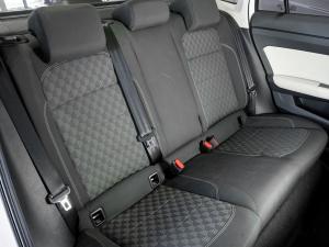 Volkswagen Polo sedan 1.6 Life auto - Image 19