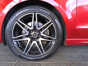 Mercedes-Benz V-Class V300d Exclusive - Image 4