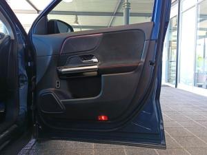 Mercedes-Benz GLA GLA200 Progressive - Image 14