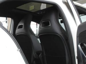 Mercedes-Benz A-Class A200 hatch Progressive - Image 18