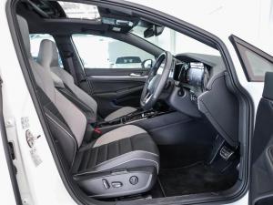 Volkswagen Golf 1.4TSI R-Line Plus - Image 13