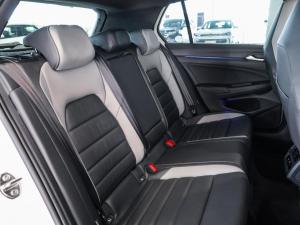 Volkswagen Golf 1.4TSI R-Line Plus - Image 17