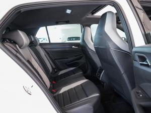 Volkswagen Golf 1.4TSI R-Line Plus - Image 18