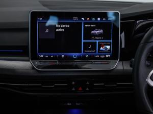 Volkswagen Golf 1.4TSI R-Line Plus - Image 21