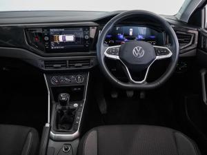 Volkswagen Polo hatch 1.0TSI Life manual - Image 16