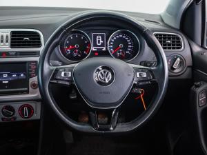 Volkswagen Polo hatch 1.2TSI Highline - Image 18