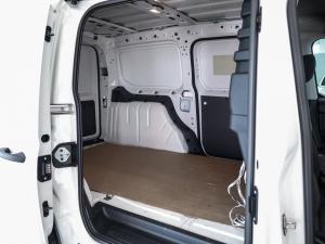 Volkswagen Caddy Maxi Cargo 2.0TDI panel van - Image 19