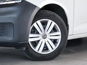 Volkswagen Caddy Maxi Cargo 2.0TDI panel van - Image 2