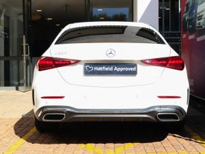 Mercedes-Benz C-Class C200 Avantgarde - Image 7