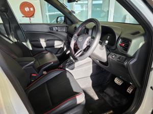Hyundai Venue 1.0T N Line - Image 9
