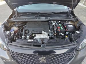 Peugeot 2008 1.2T Allure - Image 21